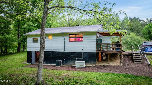 838 Longs Bend Road, Rogersville, TN 37857