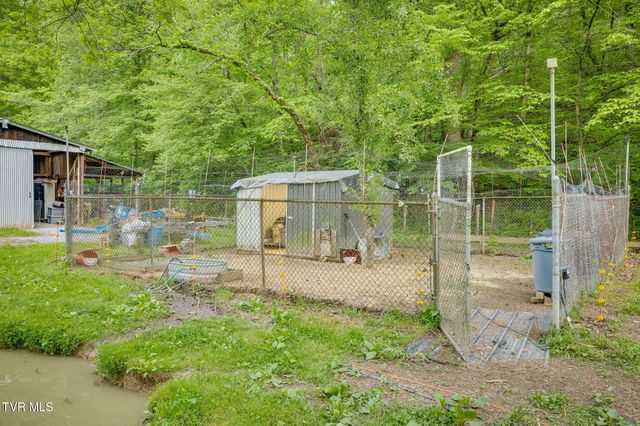 838 Longs Bend Road, Rogersville, TN 37857