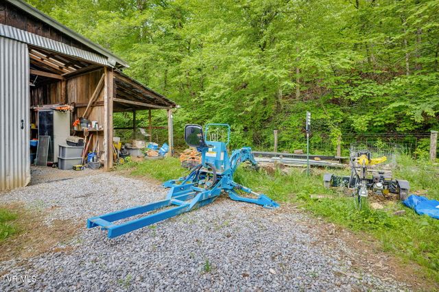 838 Longs Bend Road, Rogersville, TN 37857