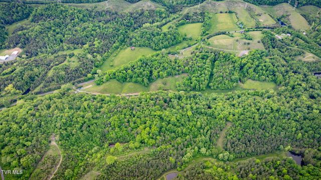 838 Longs Bend Road, Rogersville, TN 37857