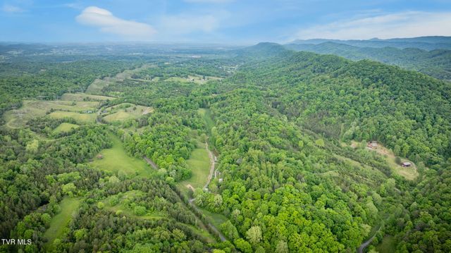 838 Longs Bend Road, Rogersville, TN 37857