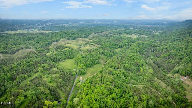 838 Longs Bend Road, Rogersville, TN 37857