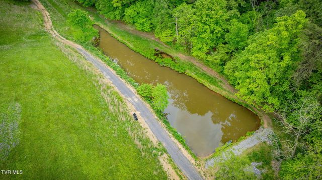 838 Longs Bend Road, Rogersville, TN 37857