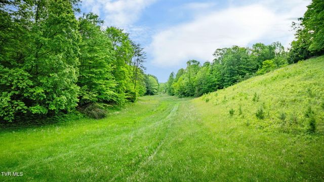 838 Longs Bend Road, Rogersville, TN 37857