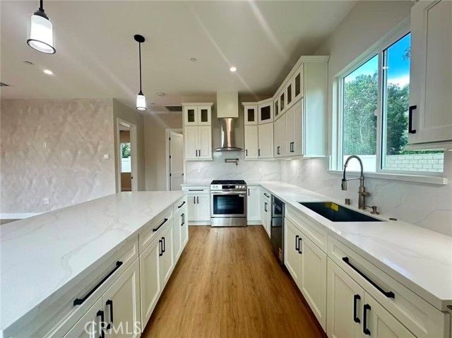 204 N Willow, West Covina, CA 91790