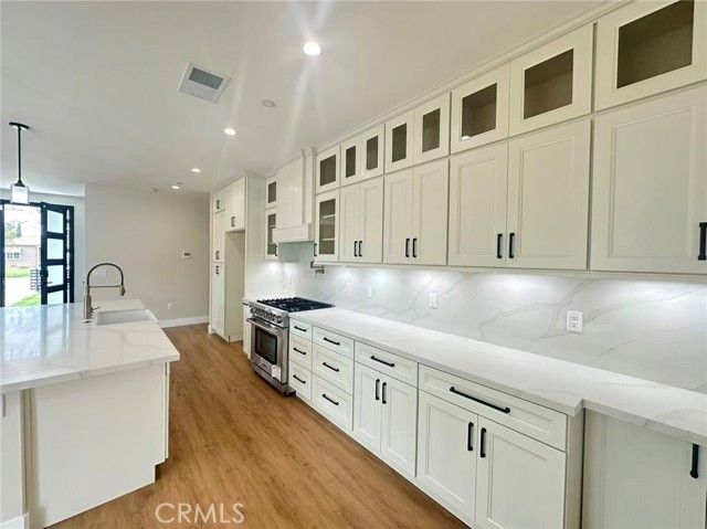 204 N Willow, West Covina, CA 91790