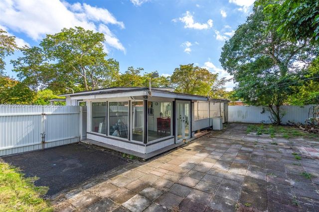 13800 NW 2nd Ave, North Miami, FL 33168