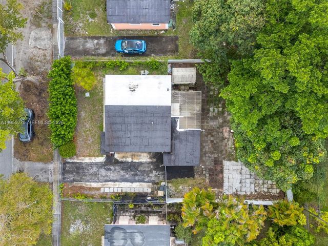 13800 NW 2nd Ave, North Miami, FL 33168