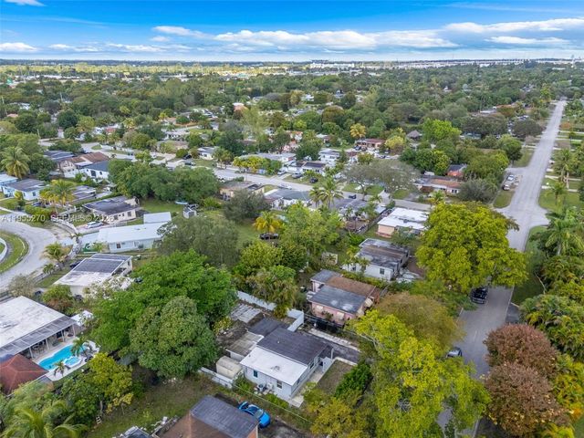 13800 NW 2nd Ave, North Miami, FL 33168