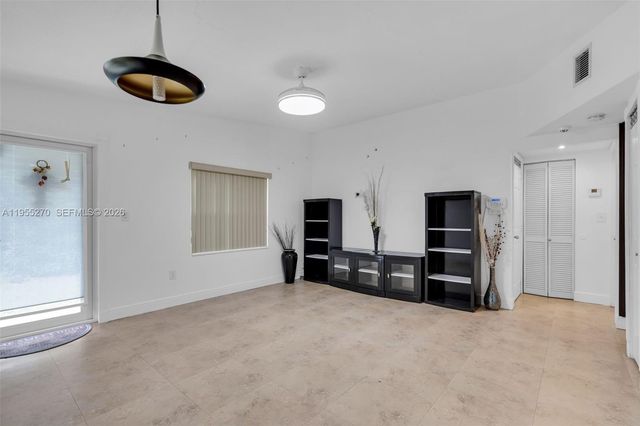 13800 NW 2nd Ave, North Miami, FL 33168