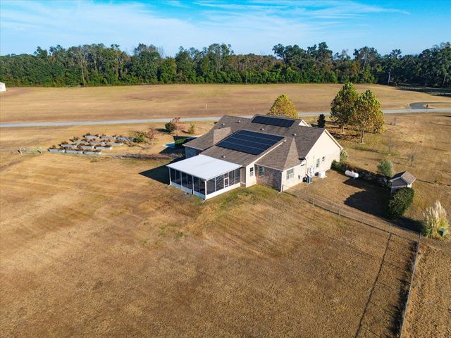 479 NW Appaloosa Way, Madison, FL 32340