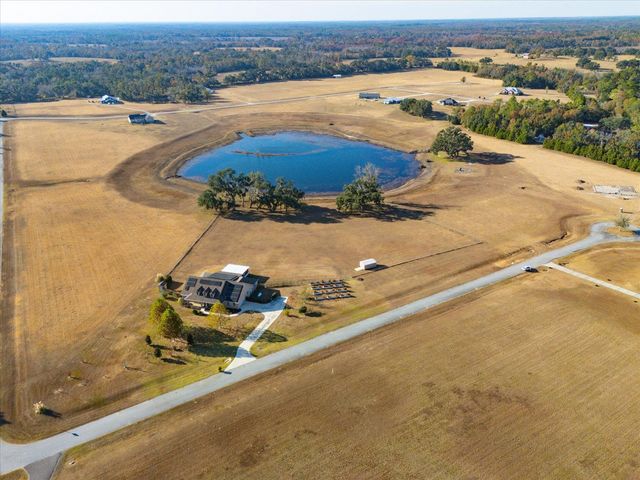 479 NW Appaloosa Way, Madison, FL 32340