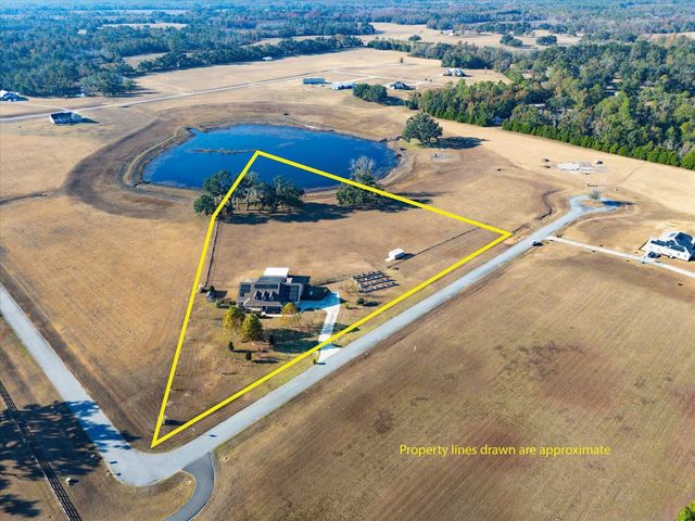 479 NW Appaloosa Way, Madison, FL 32340