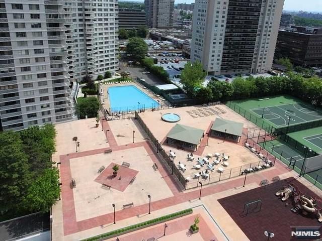 2100 Linwood Avenue 15P, Fort Lee, NJ 07024