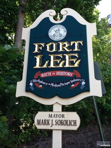 2100 Linwood Avenue 15P, Fort Lee, NJ 07024