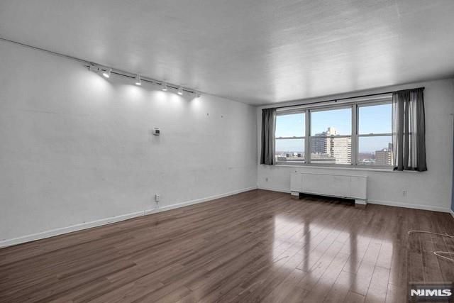 2100 Linwood Avenue 15P, Fort Lee, NJ 07024