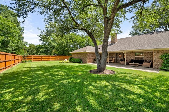 115 Juniper Street, Mansfield, TX 76063