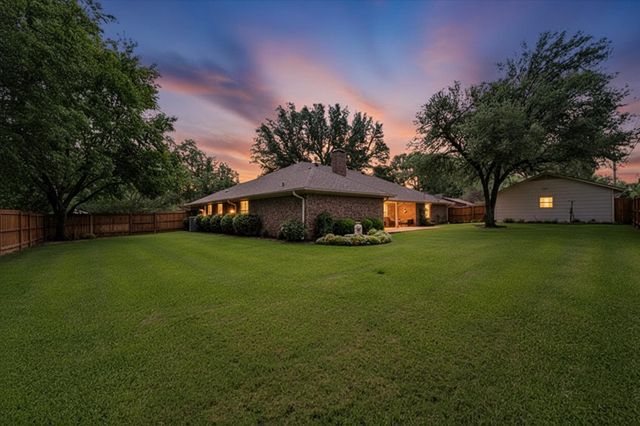 115 Juniper Street, Mansfield, TX 76063
