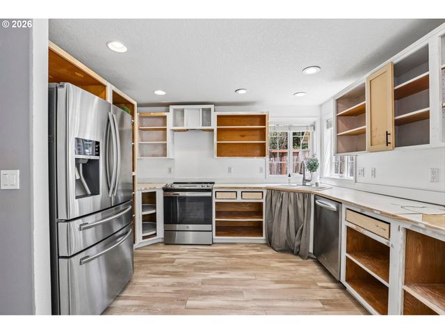 1405 Ne 20TH Ave, Battle Ground, WA 98604