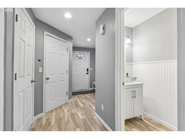 1405 Ne 20TH Ave, Battle Ground, WA 98604