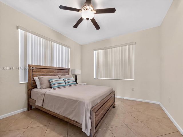 12415 SW 42nd St, Miramar, FL 33027