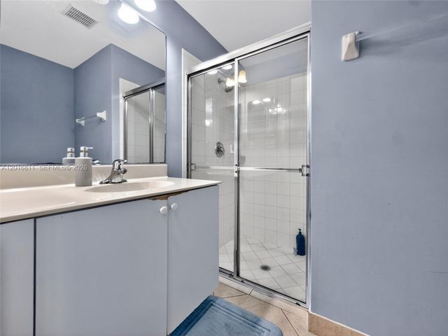 12415 SW 42nd St, Miramar, FL 33027