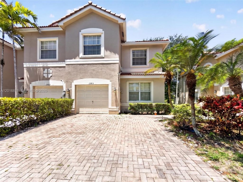 12415 SW 42nd St, Miramar, FL 33027