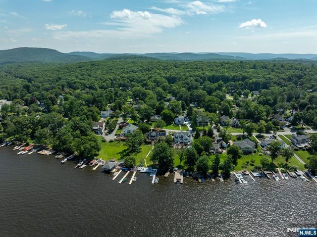 179 Long Pond Road, West Milford, NJ 07421