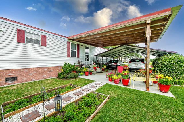 140 Little Rock Drive, Gray, LA 70359