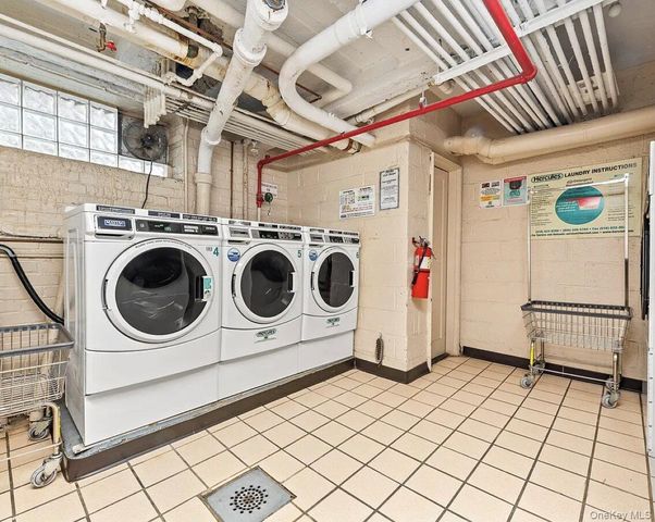 102-25 67th Road 4C, Forest Hills, NY 11375