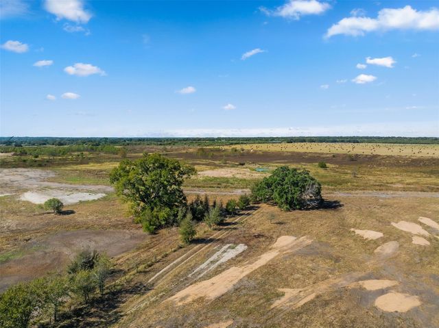 0 Fm 609, La Grange, TX 78945