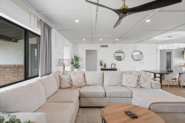 8214 E Northland Drive, Scottsdale, AZ 85251