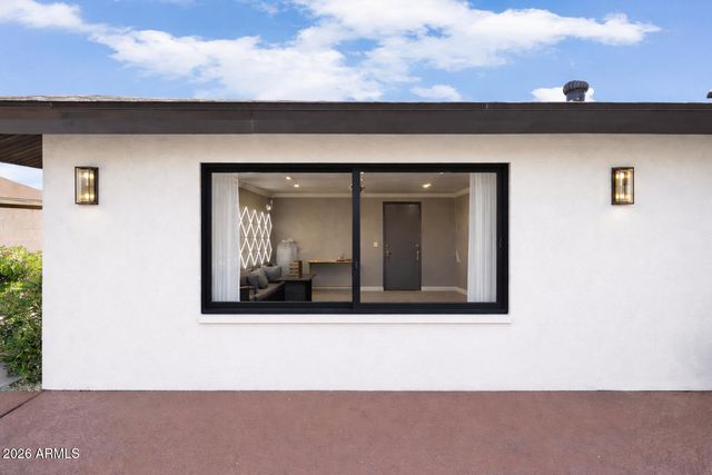 8214 E Northland Drive, Scottsdale, AZ 85251