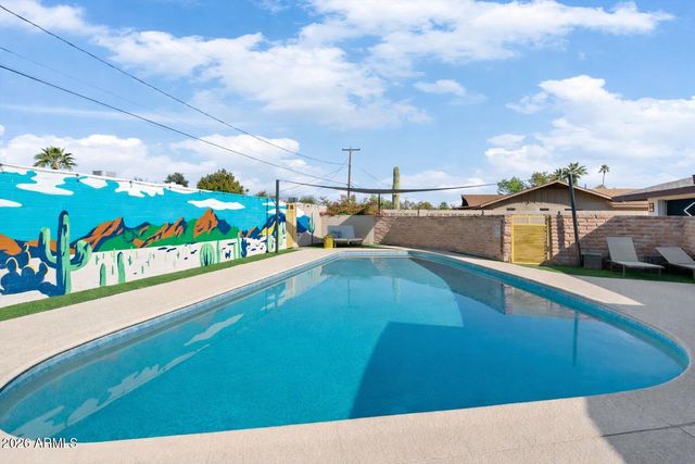 8214 E Northland Drive, Scottsdale, AZ 85251