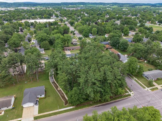 1107 7th Street, Reedsburg, WI 53959