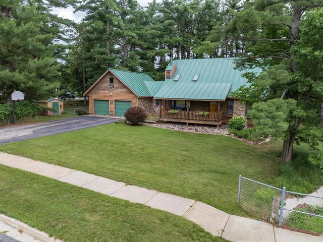 1107 7th Street, Reedsburg, WI 53959