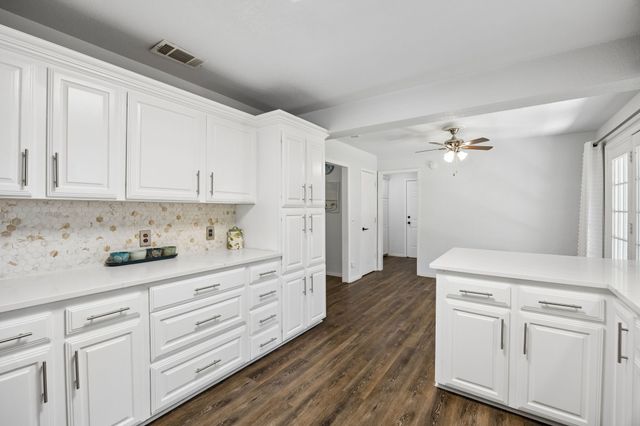 2428 College Parkway, Flower Mound, TX 75028