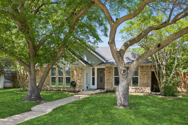 2428 College Parkway, Flower Mound, TX 75028