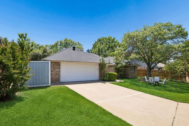 2428 College Parkway, Flower Mound, TX 75028