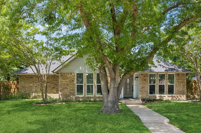 2428 College Parkway, Flower Mound, TX 75028