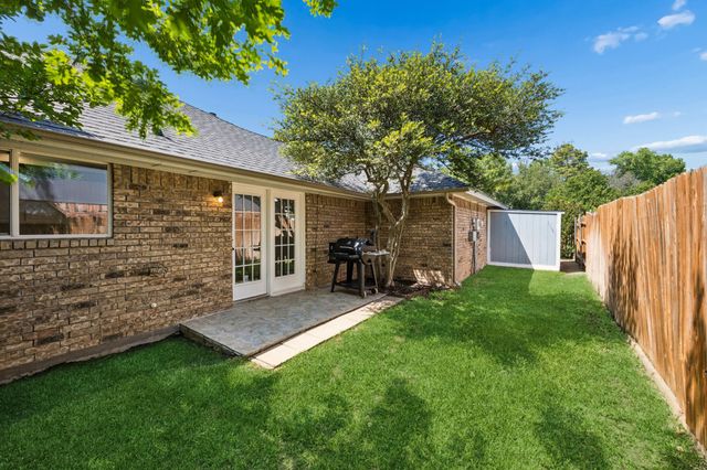 2428 College Parkway, Flower Mound, TX 75028