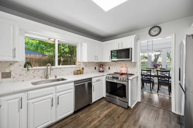 2428 College Parkway, Flower Mound, TX 75028