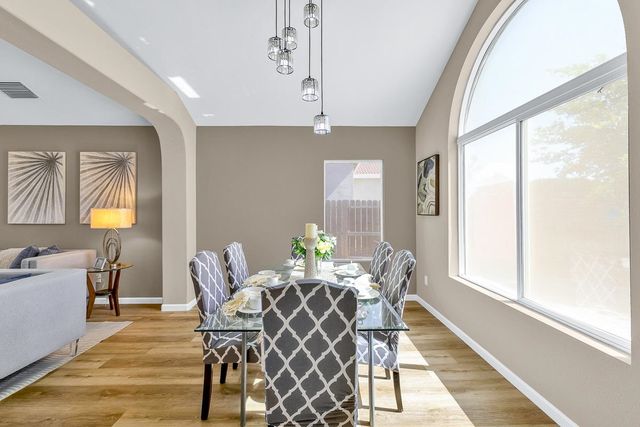 723 Ann Gabriel Ln, Tracy, CA 95377