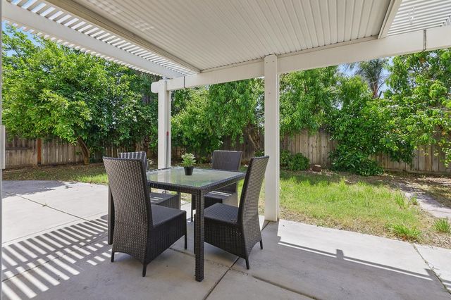 723 Ann Gabriel Ln, Tracy, CA 95377