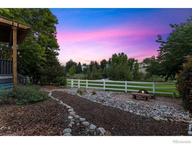 933 Ninebark Lane, Longmont, CO 80503
