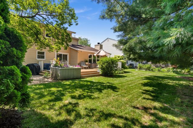 2130 Valley Creek Drive, Elgin, IL 60123