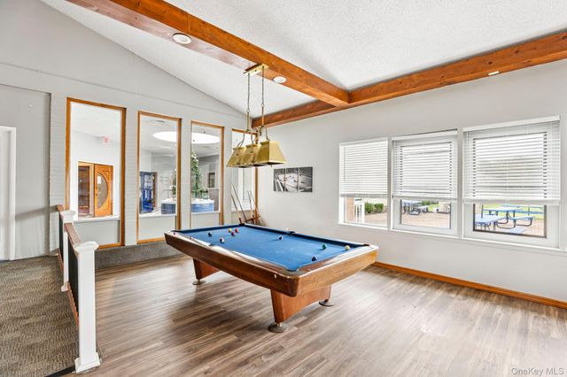 1 Houston Court H1, Coram, NY 11727