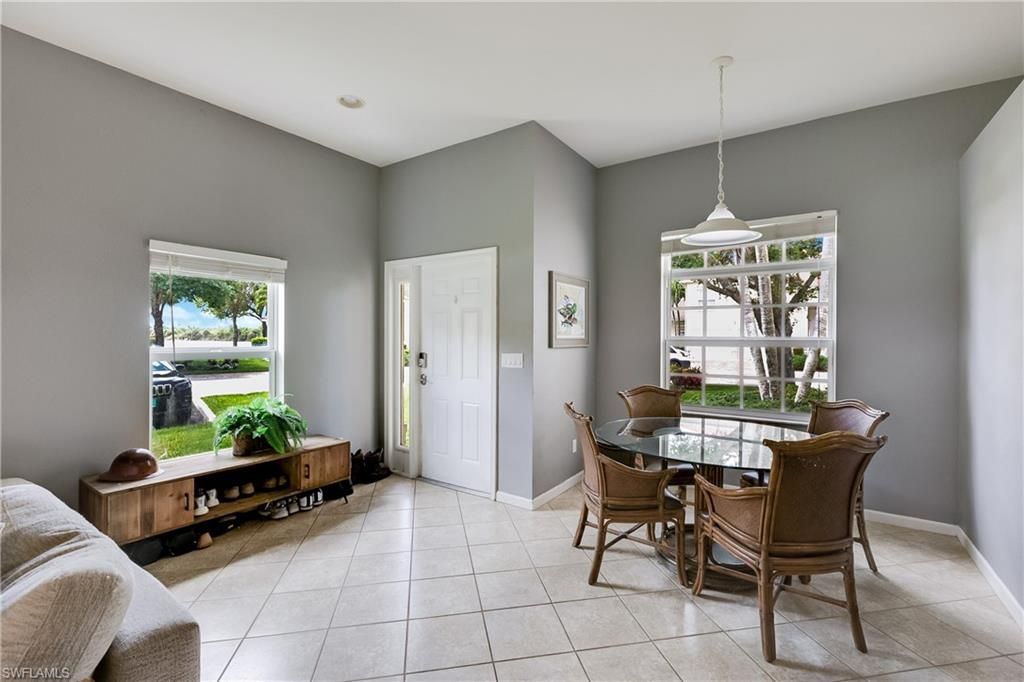 25080 Peacock LN 102, NAPLES, FL 34114 — exterior