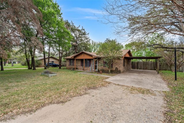 509 E Karels Drive, Robinson, TX 76706