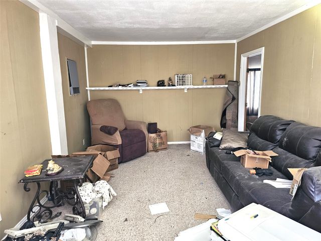 2240 County Road 2162, Barry, TX 75102